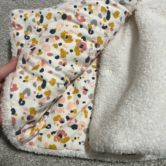 Off White Sherpa Vest with Ears on hood. Size 2t EUC - Picture 5 of 6